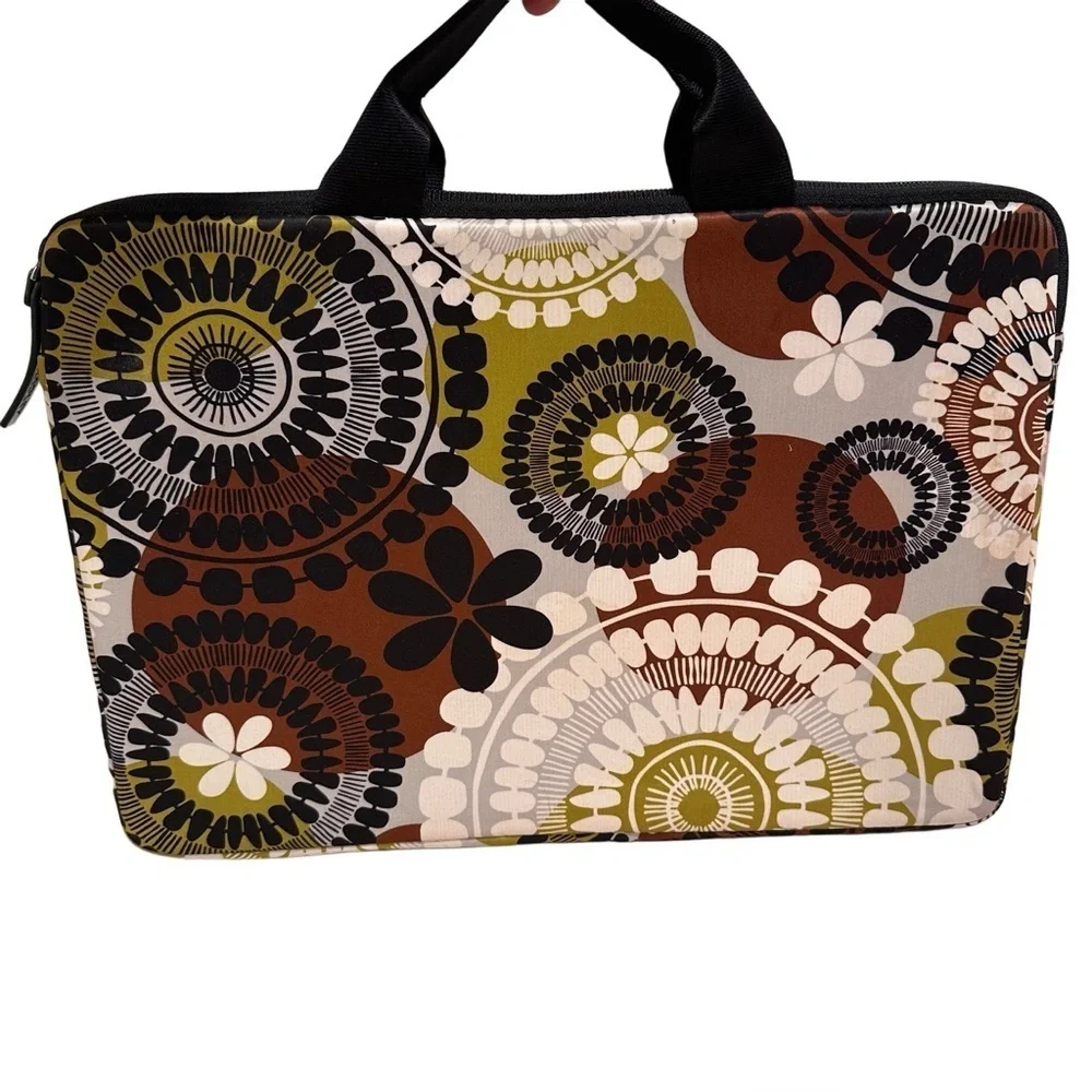 Vera Bradley Neoprene Padded Laptop Sleeve Cocoa Moss Pattern 15”Laptop GUC